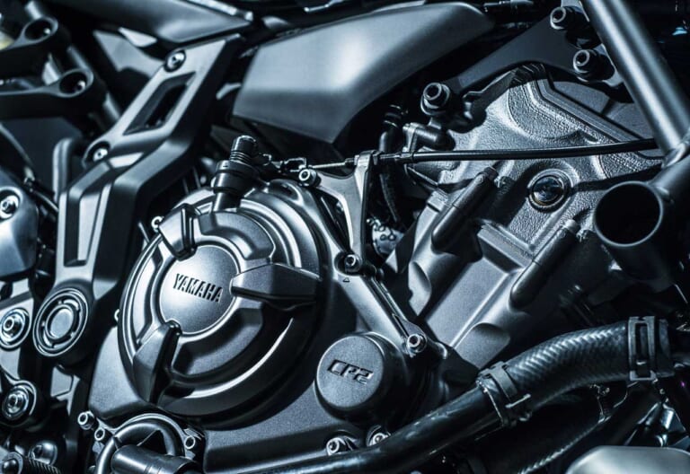 ヤマハMT-07|'21新車バイクラインナップ|日本車|ヤマハ2021新車バイクラインナップ〈大型ネイキッドクラス〉MT-09 etc.