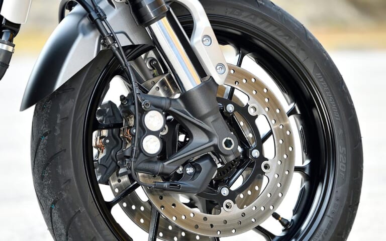 ヤマハXSR900|2021新車バイクラインナップ|日本車|大型ヘリテイジクラス|ヤマハ2021新車バイクラインナップ〈大型ヘリテイジクラス〉XSR900/700