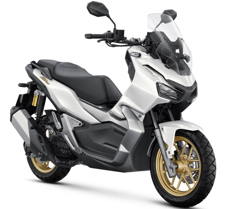 ホンダADV150|車検レス軽二輪クラス|2021新車バイクラインナップ〈日本車126〜250cc軽二輪クラス|スクーター〉