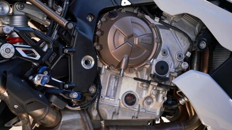 BMW M1000RR|'21新車バイクラインナップ|外国車|BMW2021新車バイクラインナップ〈#1:スポーツ&ロードスター〉M1000RR etc.