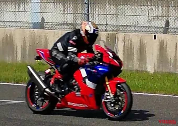 ヤングマシンメンバーズ・ワタシの愛車インプレッション〈ホンダCBR1000RR-R SP〉|ヤングマシンメンバーズ・ワタシの愛車インプレッション〈ホンダCBR1000RR-R SP〉
