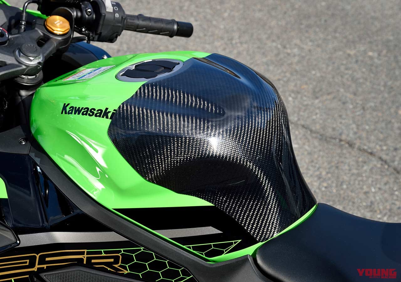 カワサキ zx 14R マジカルレーシング カーボントリム スクリーン 