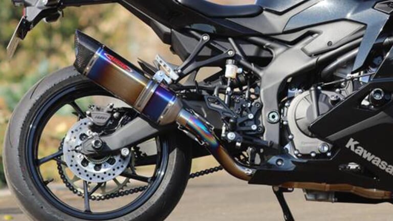 ニンジャZX-25R インターモデル SCフルエキ OFFタイプB JMCAマフラー ストライカー|最新おすすめカスタムパーツ×8選〈ヨシムラジャパン/ストライカー/エンデュランス etc.〉