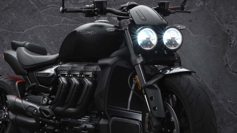 世界最大2500cc、1000台限定!! トライアンフ「ロケット3 R/GT」に特別仕様が登場|世界最大2500cc、1000台限定!! トライアンフ「ロケット3 R/GT」に特別仕様が登場
