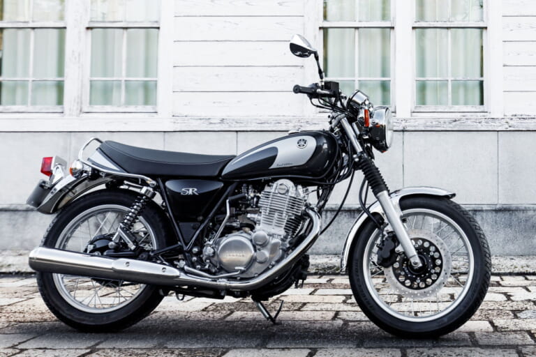 ヤマハSR400 ファイナルエディション|ホンダ「GB350」とヤマハ「SR400」は何が違う? スペックと細部を比較してみた!
