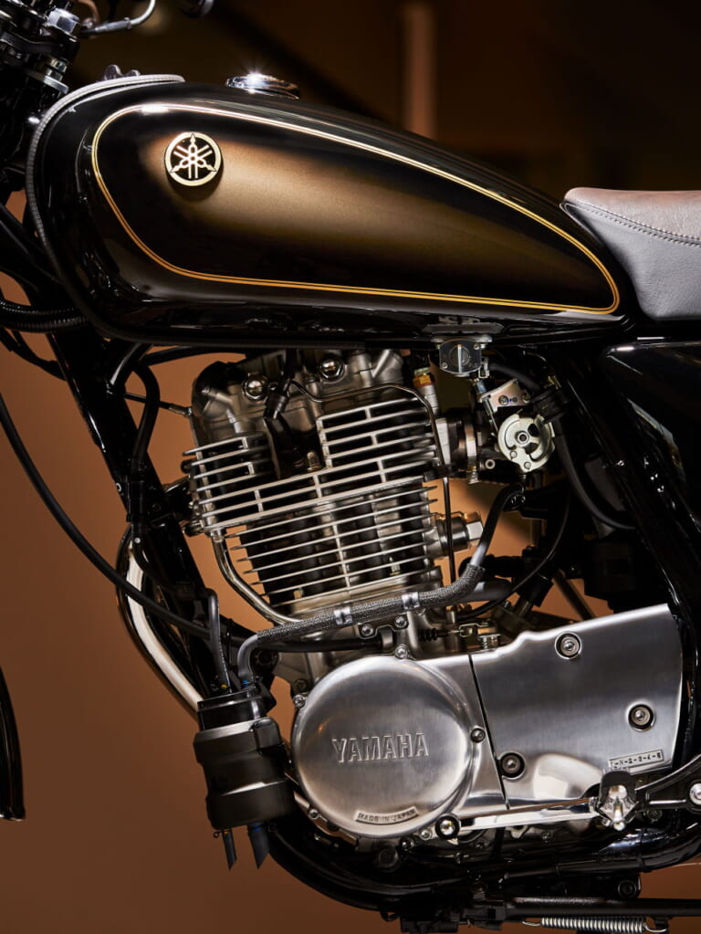 ヤマハ SR400 ファイナルエディションリミテッド|ホンダ「GB350」とヤマハ「SR400」は何が違う? スペックと細部を比較してみた!