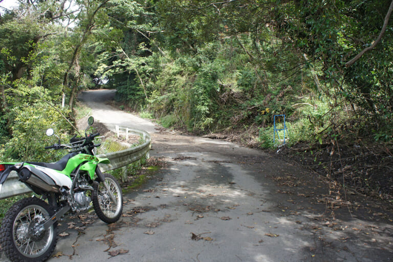 超オフロード初心者が行く!! 初めての林道ツーリング〈千葉・林道金谷元名線レポート〉|超オフロード初心者が行く!! 初めての林道ツーリング〈千葉・林道金谷元名線レポート〉