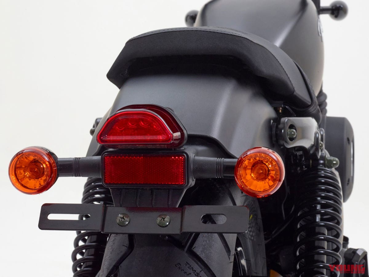 |125ccなのに水冷Vツイン! ボバースタイルのHYOSUNG「GV125S ボバー」間もなく発売