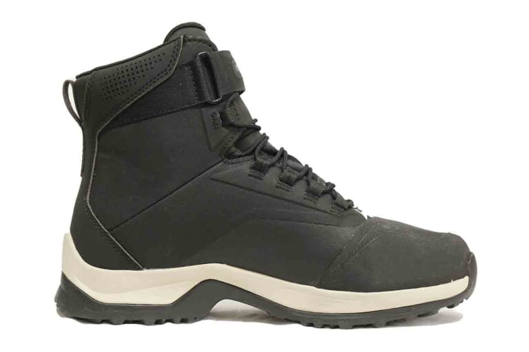 オフロード走行対応&軽量防水・アルパインスターズCR-6ドライスターライディングシューズ|林道遊びにピッタリ!高いプロテクション性の軽量防水ライディングシューズ〈アルパインスターズ〉