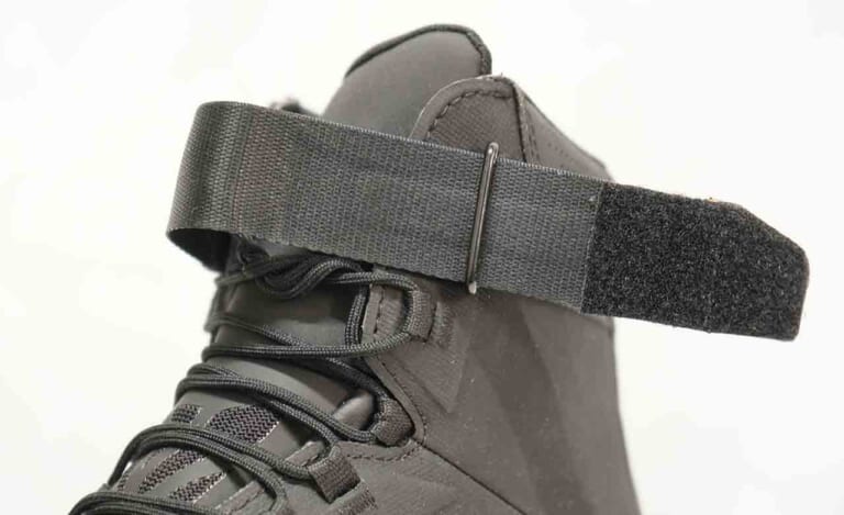 オフロード走行対応&軽量防水・アルパインスターズCR-6ドライスターライディングシューズ|林道遊びにピッタリ!高いプロテクション性の軽量防水ライディングシューズ〈アルパインスターズ〉