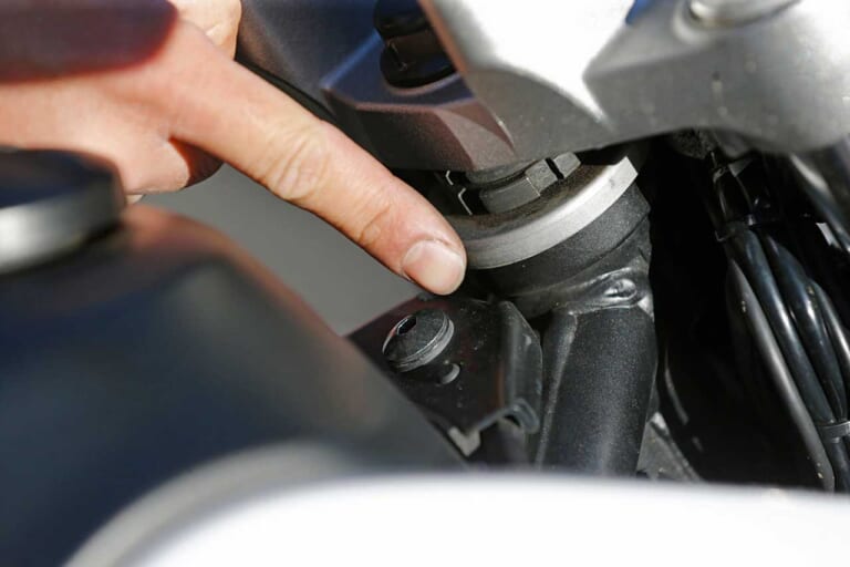 超初心者でも自分でできる簡単バイクメンテナンス【まずは洗車から】|超初心者でも自分でできる簡単バイクメンテナンス【その1:メンテを始める前にまずは洗車から|セロー250】