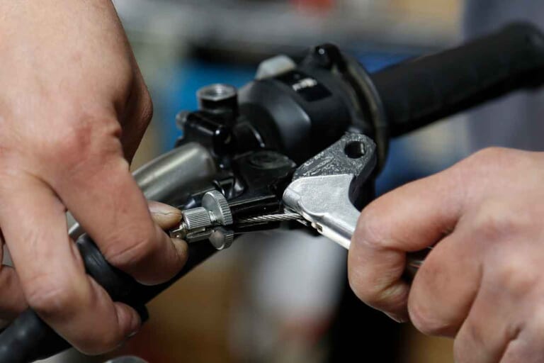 セロー250 メンテナンス|超初心者も自分でできる簡単バイクメンテナンス#2【クラッチレバーの交換&調整|セロー250】