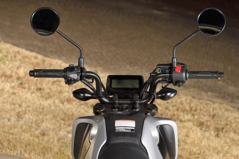 ホンダ グロム|ホンダ新型「グロム」が5速の新エンジンで登場! ABS標準装備でフルチェンジした12インチスポーツ