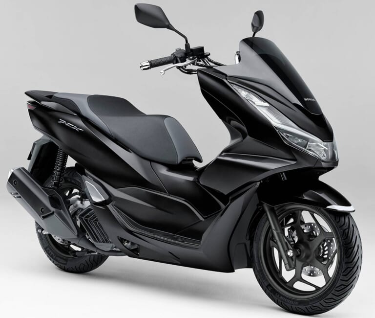 ホンダPCX|2021新車バイクラインナップ|日本車|ホンダ2021新車バイクラインナップ〈51〜125cc原付二種スクーター〉PCX/リードetc.