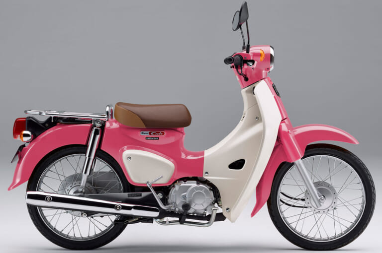 ホンダ スーパーカブ50『天気の子』バージョン|2021新車バイクラインナップ|50cc原付一種クラス|ホンダ2021新車バイクラインナップ〈50cc原付一種クラス〉クロスカブ/スーパーカブetc.