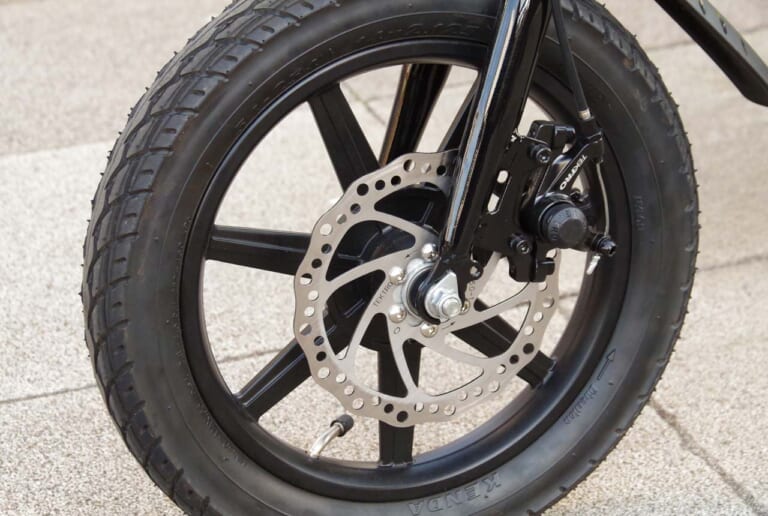 グラフィットGFR-02|電動モペッド|モビリティチェンジャー|電動モペッド「グラフィットGFR-02」試乗インプレ【”モビチェン”で原付から自転車に変身!?】