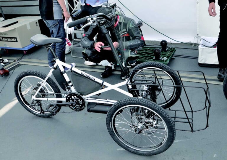 電動アシスト自転車|3輪|ノスリス|カワサキZ125プロベース・3輪バイク誕生の可能性やいかに!?【カスタムショーに謎の3輪車現る】