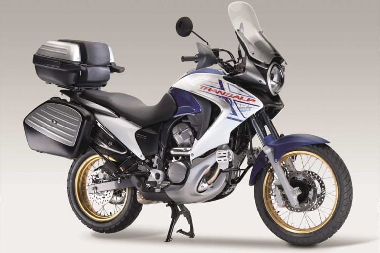 '12 ホンダXL700Vトランザルプ|ホンダの万能ツアラー「トランザルプ」がNC750X派生車として帰ってくるか?!〈YM未来予想〉