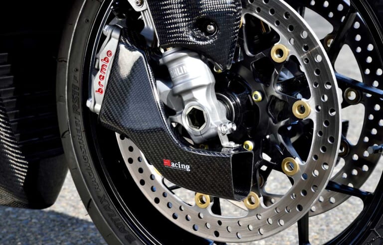 ホンダCBR1000RR-R|マジカルレーシングカスタム|キャリパークーリングダクト|最強CBR1000RR-Rにふさわしいレースクオリティカスタム〈マジカルレーシング〉