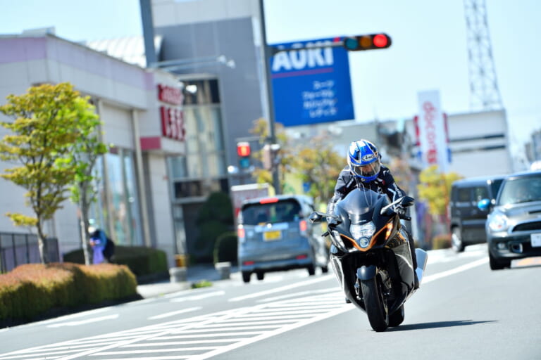 スズキ新型ハヤブサ|【試乗】隼の誇りはそのままに…スズキ新型「ハヤブサ」日本公道最速インプレッション!!