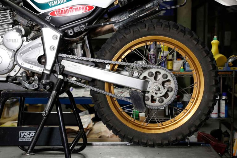 セロー250のメンテナンス|超初心者も自分でできる簡単バイクメンテ#3【オイル交換&簡単ドライブチェーン洗浄|セロー250】