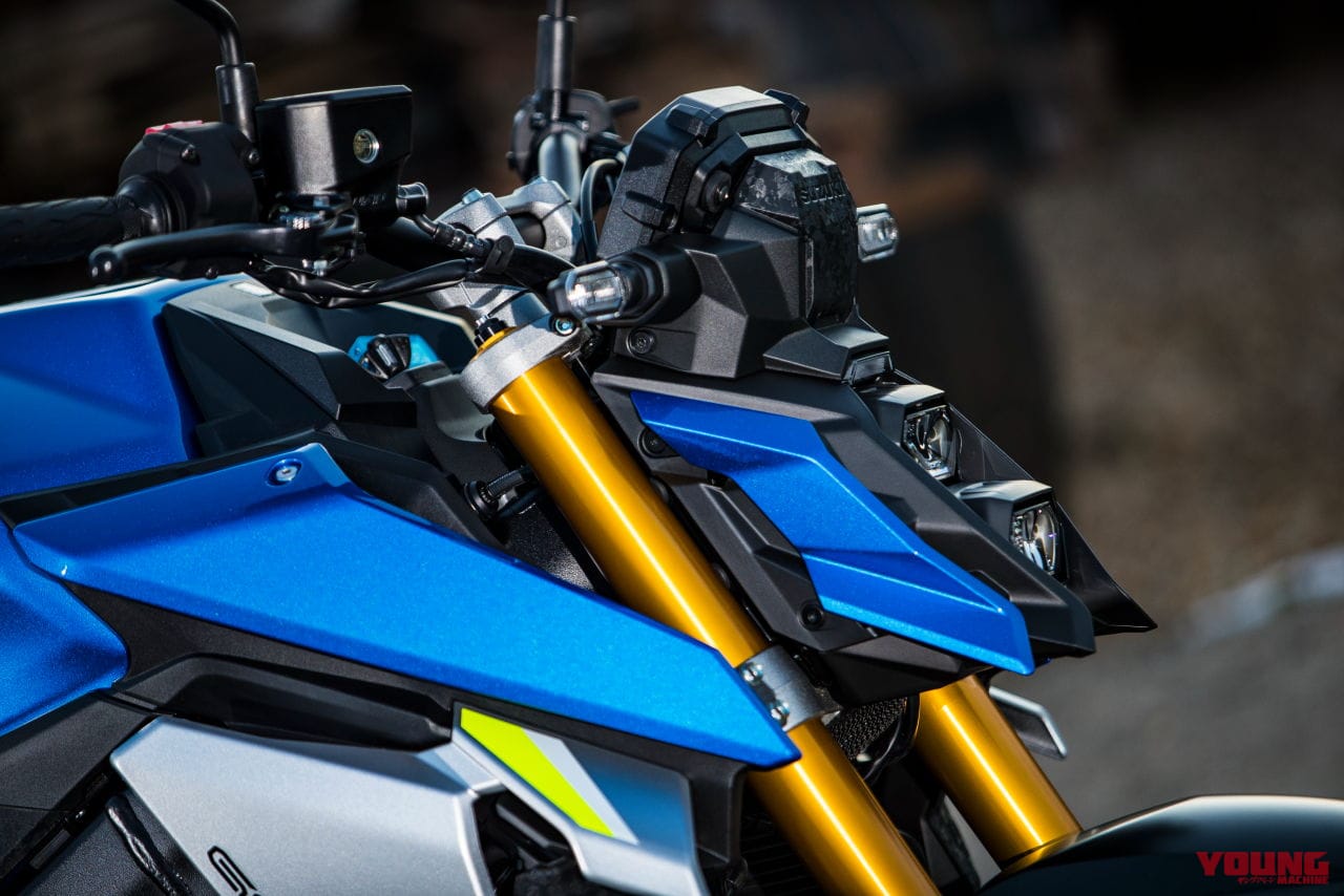 スズキ新型 Gsx S1000 登場 ウイング採用の新デザインとパワーアップしたエンジン Webヤングマシン 最新バイク情報 スズキ新型 Gsx S1000 登場 ウイング採用の新デザインとパワーアップしたエンジン Webヤングマシン 最新バイク情報