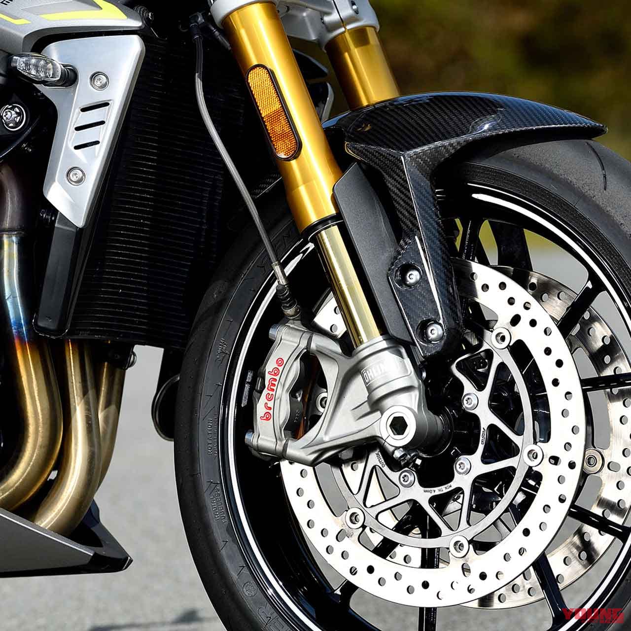 |トライアンフ スピードトリプル1200RS 試乗インプレッション【まるで2スト500ccレーサー!?】