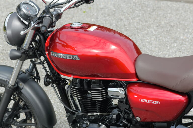 ホンダ「GB350」インプレ どんな気分で乗っても楽しさ溢れる“ピュア単