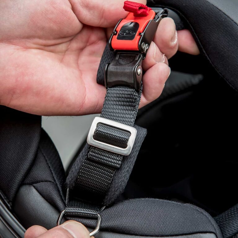 新感覚フルフェイスヘルメット「Kabuto SHUMA」|新感覚フルフェイスヘルメット「Kabuto SHUMA」リリース【数々の快適装備で夏も涼しい】