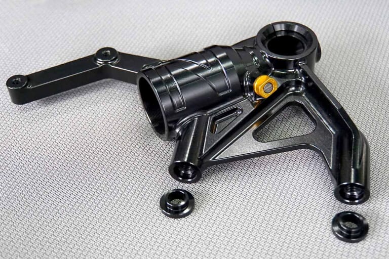 カワサキZ900RSの質感と走りのクオリティを高めるフロントフォークボトム|KTS湘南|カワサキZ900RSの質感と走りのクオリティを高める「フロントフォークボトム」開発秘話〈KTS湘南〉