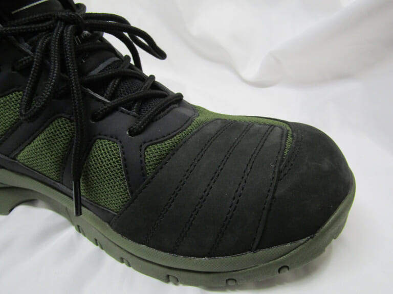 Gベクターライディングシューズ|ゴールドウイン|防水透湿性と安全性の高い、使い勝手に優れた「Gベクターライディングシューズ」〈ゴールドウイン〉