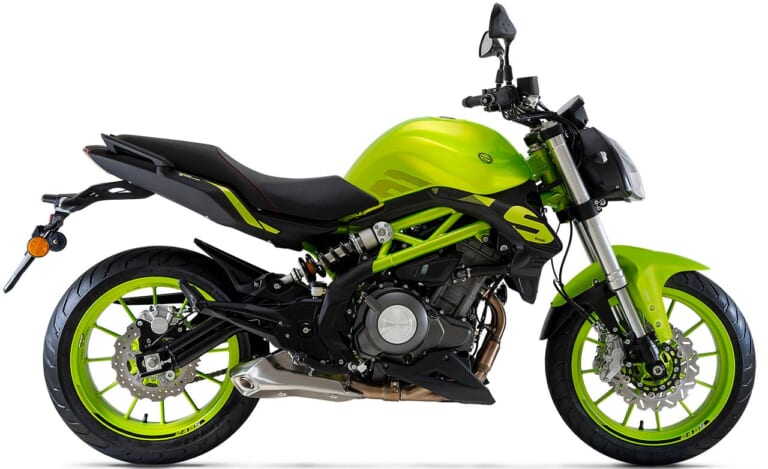 ベネリ TNT249S|ベネリ2021新車バイクラインナップ〈レオンチーノ250/TNT249S/TRK251 etc.〉