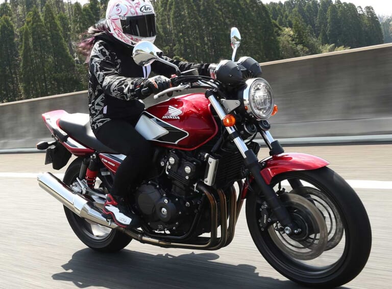ホンダCB400SF/SB|『マシン オブ ザ イヤー2020』結果発表:総合部門【’20年の顔=ZX-25Rが大差でデビュー勝利!】