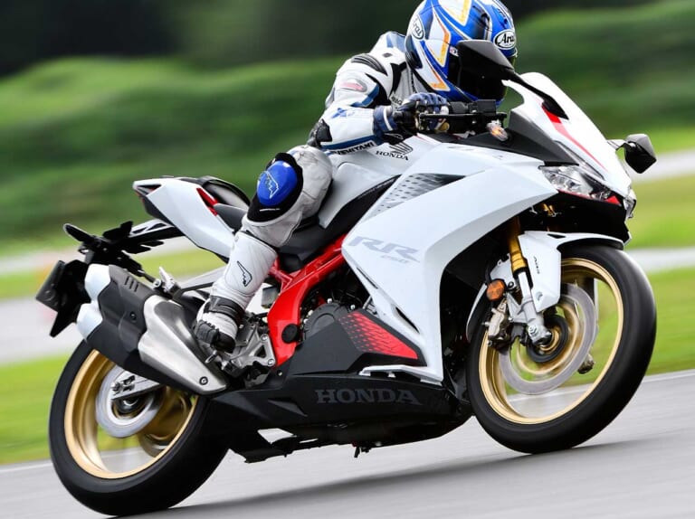 ホンダCBR250RR|『マシン オブ ザ イヤー2020』結果発表:ストリートスポーツ250cc部門【ZX-25Rが圧倒的勝利】