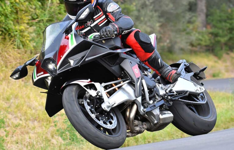 『マシン オブ ザ イヤー2020』結果発表:外国車部門|ビモータ テージH2|『マシン オブ ザ イヤー2020』結果発表:外国車部門【S1000RRが3度目の快挙】