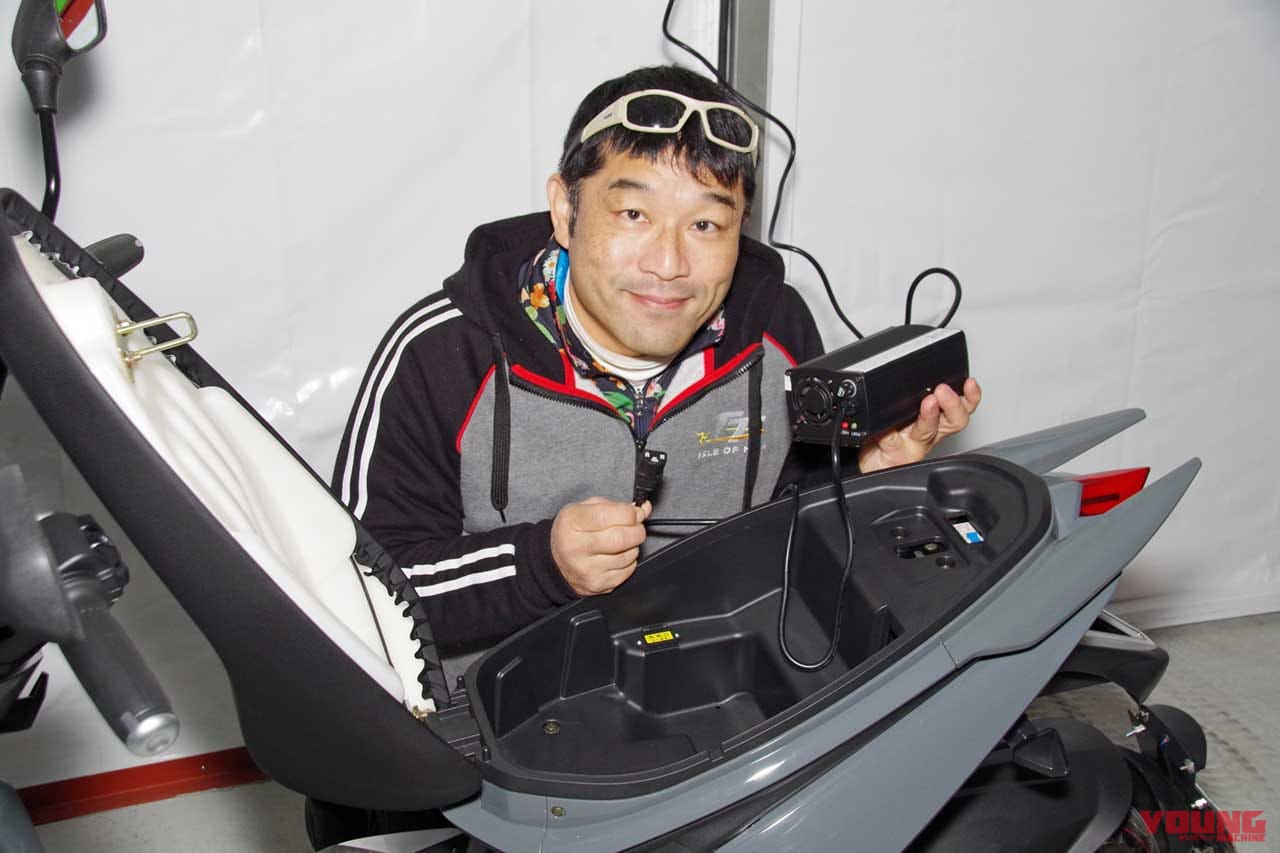 |精悍な容姿のトコトコ走り系電動バイク「アクセス スニーク77」試乗インプレッション