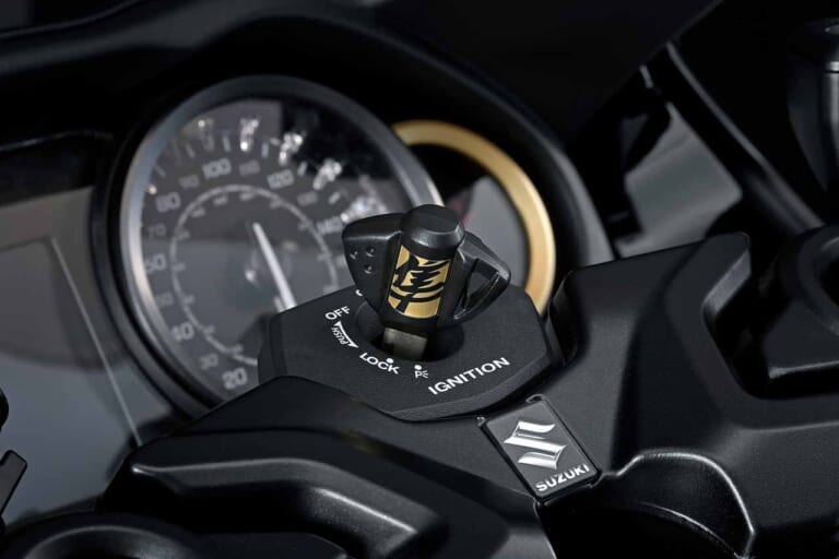 スズキ ハヤブサ|スズキ「シン・ハヤブサ」エレクトロニクス完全解説【電子制御スロットル&6軸IMUで全身電脳化】