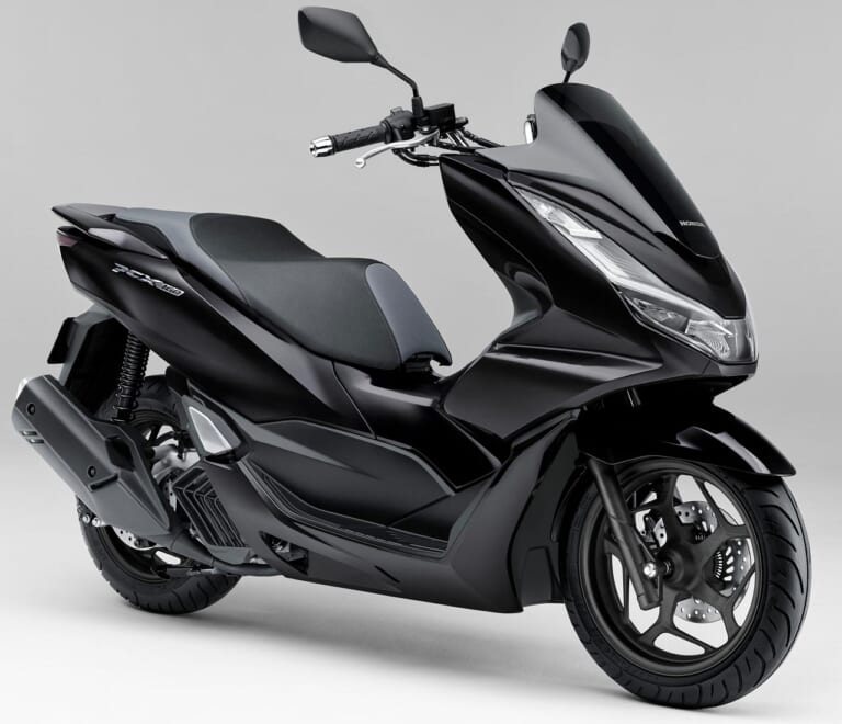 ホンダPCX160|カラーバリエーション|黒|岡崎静夏のホンダPCX160試乗インプレ【もはやオーバースペック!? カテゴリーを超えた車体】