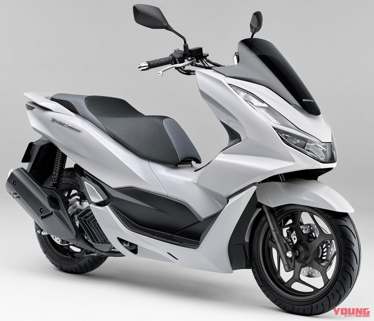 ホンダPCX160|カラーバリエーション|白|岡崎静夏のホンダPCX160試乗インプレ【もはやオーバースペック!? カテゴリーを超えた車体】