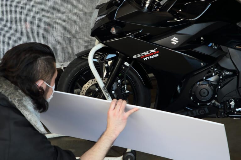 バイク用ガラスコーティング「KeePer(キーパー)」〈2りんかん〉|バイクにも導入スタート! ガラスコーティング「KeePer(キーパー)」を試した〈2りんかん〉