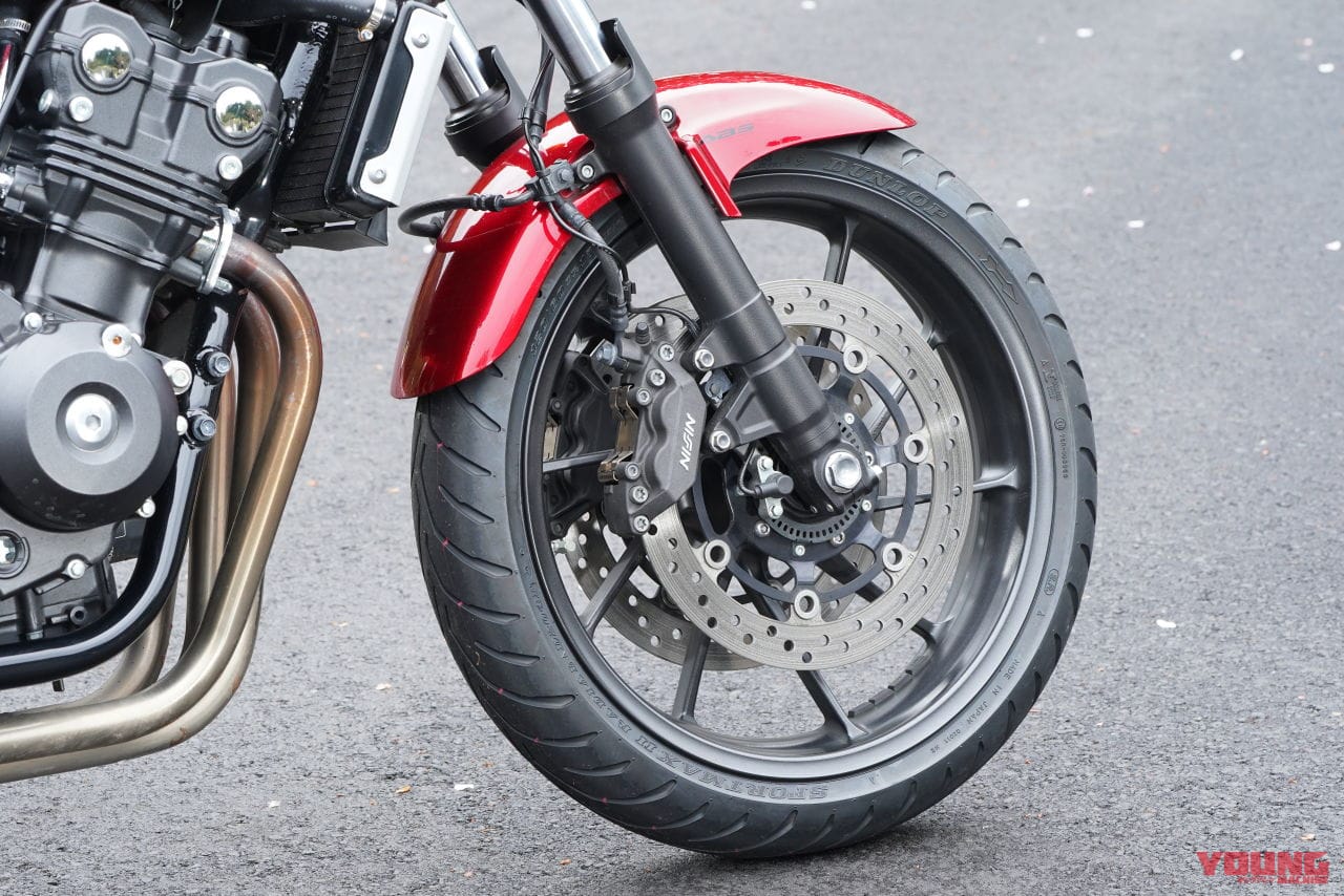 |16連覇の後も2位/2位/3位! ホンダ「CB400SF」販売台数トップランナーの走りに納得