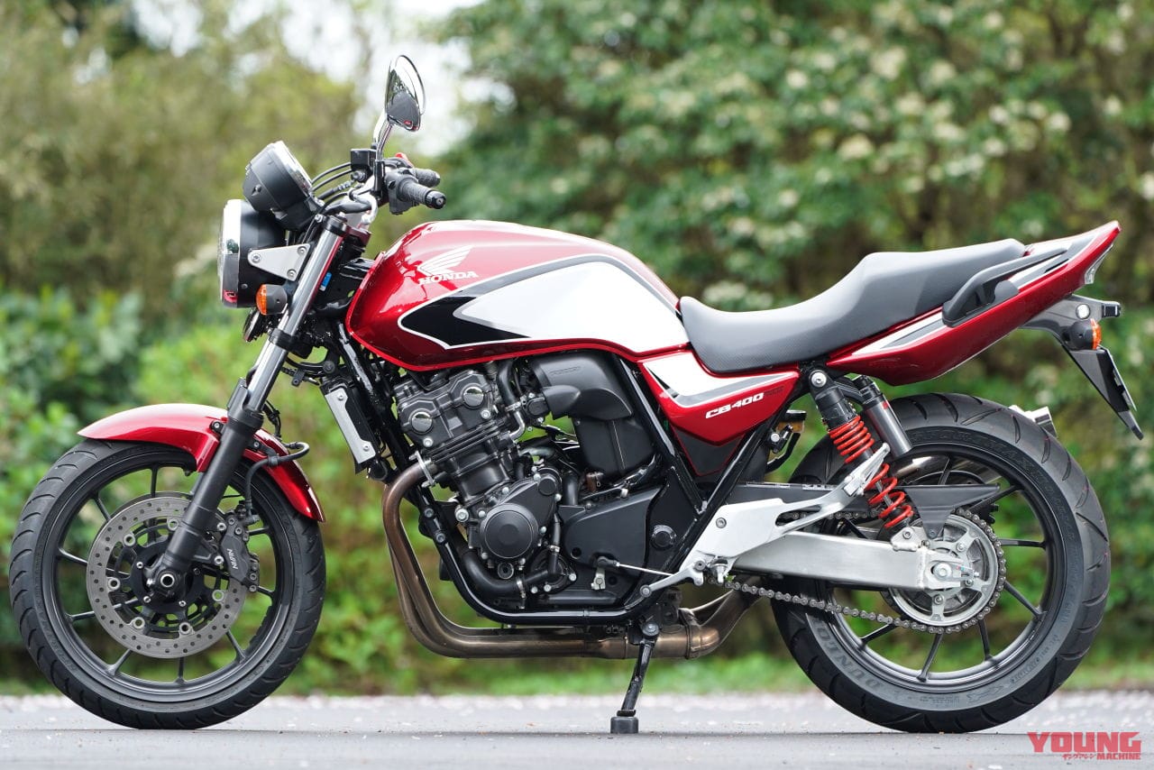 16連覇の後も2位 2位 3位 ホンダ Cb400sf 販売台数トップランナーの走りに納得 Webヤングマシン 最新バイク情報 16連覇の後も2位 2位 3位 ホンダ Cb400sf 販売台数トップランナーの走りに納得 Webヤングマシン 最新バイク情報
