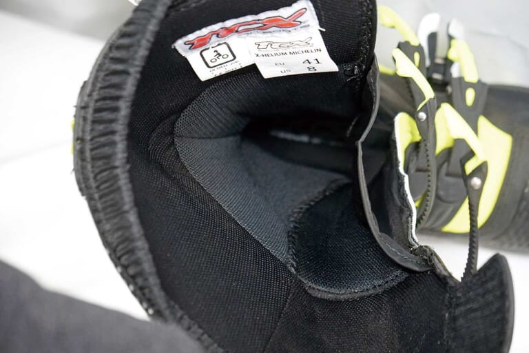 TCX X-ヘリウムミシュラン|呼吸素材・エアテックを使用したインナーライニング|履きやすくてプロテクション性能も高いオフロードブーツ「TCX X-ヘリウムミシュラン」
