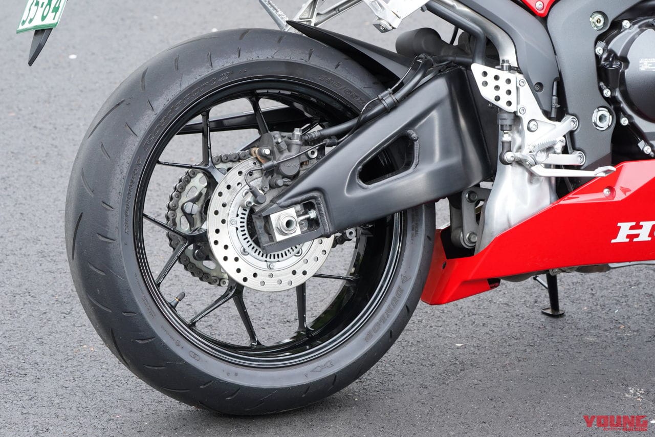|4年ぶりに投入されたホンダ「CBR600RR」は、今買えるスーパースポーツの最適解!!