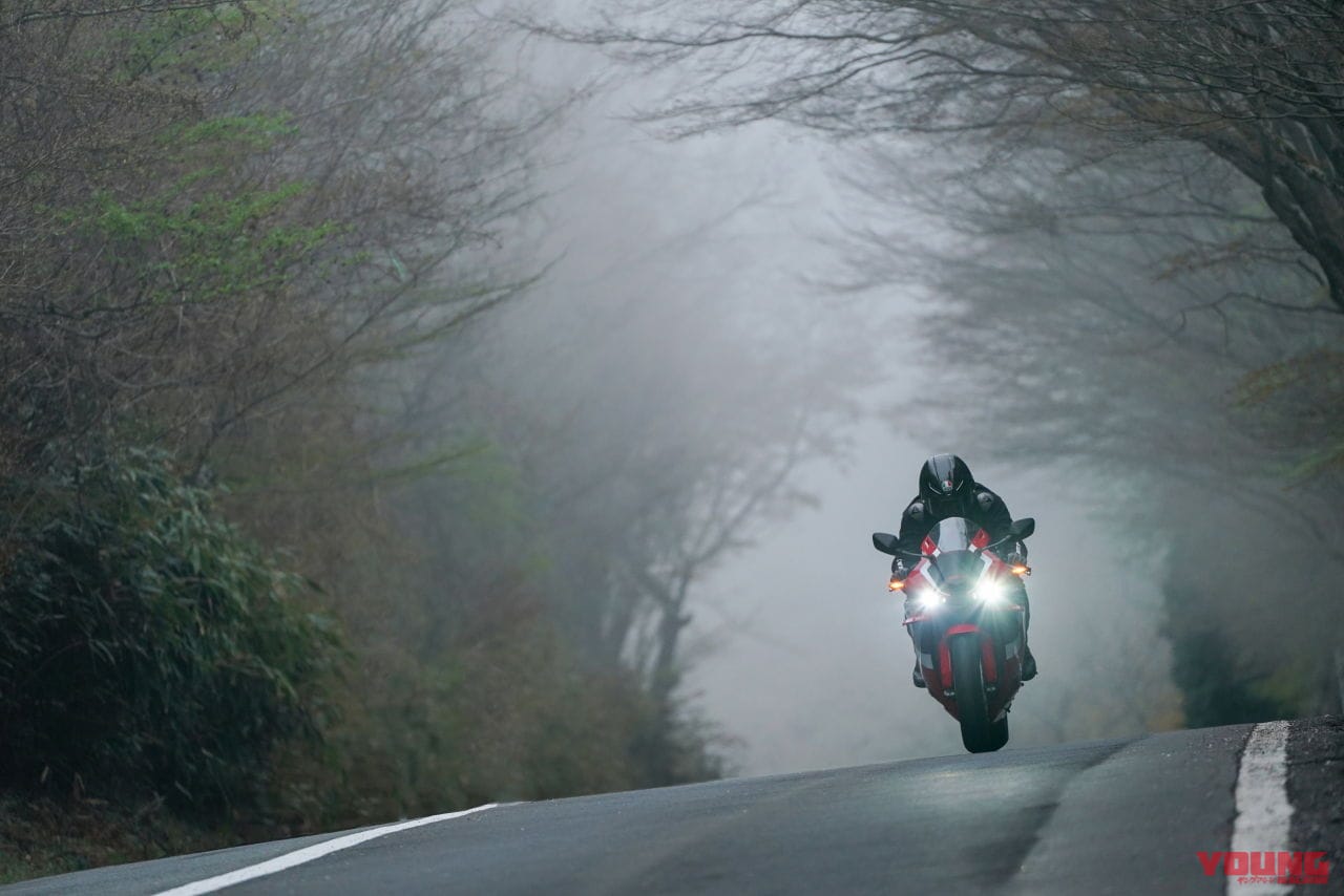 ホンダ CBR600RR|4年ぶりに投入されたホンダ「CBR600RR」は、今買えるスーパースポーツの最適解!!