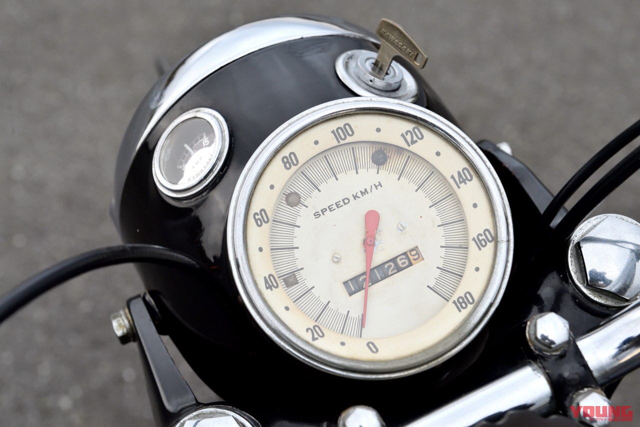 |脳が混乱する…ッ!! 60年前の「カワサキ500メグロK2」に当時を知らないライダーが乗ってみた!