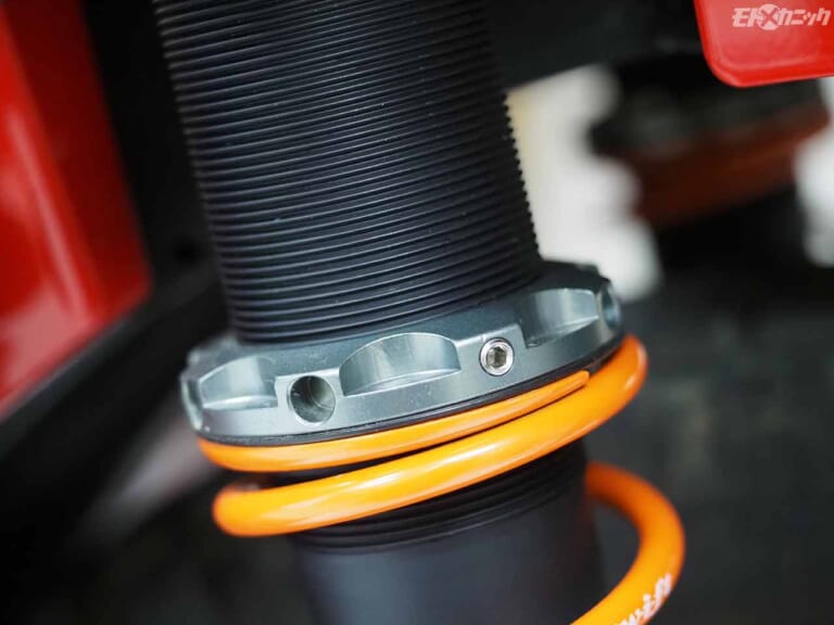 ホンダCT125ハンターカブ|アラゴスタサスペンション|伸び側のダンパー調整|CT125ハンターカブ 自分仕様のオリジナルパーツを作ってみた〈サイドカバー&リヤサス編〉