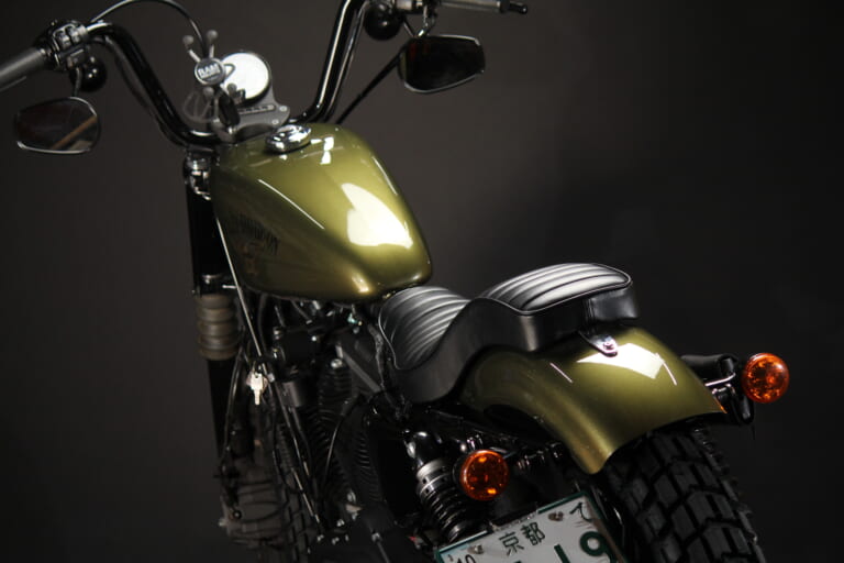 ハーレーダビッドソン|カスタムシート|グリーミングワークス コブラ for XL|3Dスキャン/CADを駆使して作ったハーレー用カスタムシート【見た目は薄く乗り心地良く】