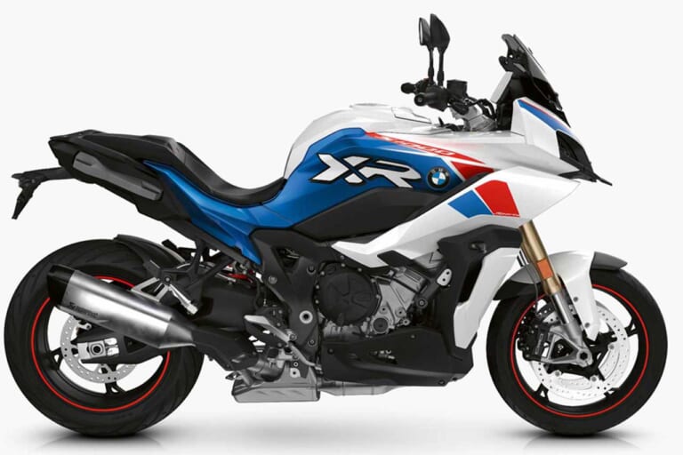 ライバル車:BMW S1000XR|ユーロ5対応完了のCB1000R、いよいよ派生車展開を発動するのか?!〈YM未来予想〉