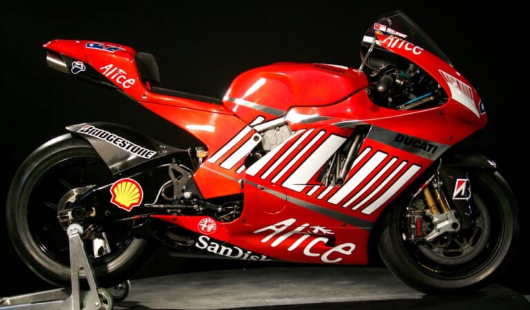 ドゥカティ デスモセディチGP7|元GPライダー青木宣篤が振り返る、ドゥカティ歴代モトGPマシン全見せ【苦難の歴史は進化の歴史】